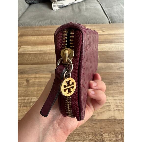 Women Designer Tory Burch Fleming Continental Zip Wallet Deep Berry Quiet Luxury - Picture 6 of 8
